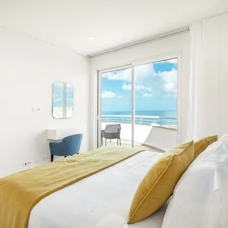 Ocean & Beach 2 With Pool By Homing Apartamento *