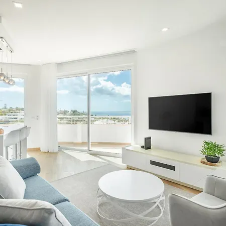 Apartamento Ocean & Beach 2 With Pool By Homing *